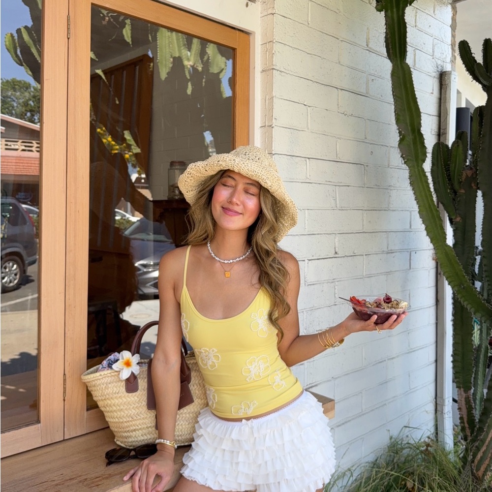 Beginning Boutique Yellow Floral Tank Top